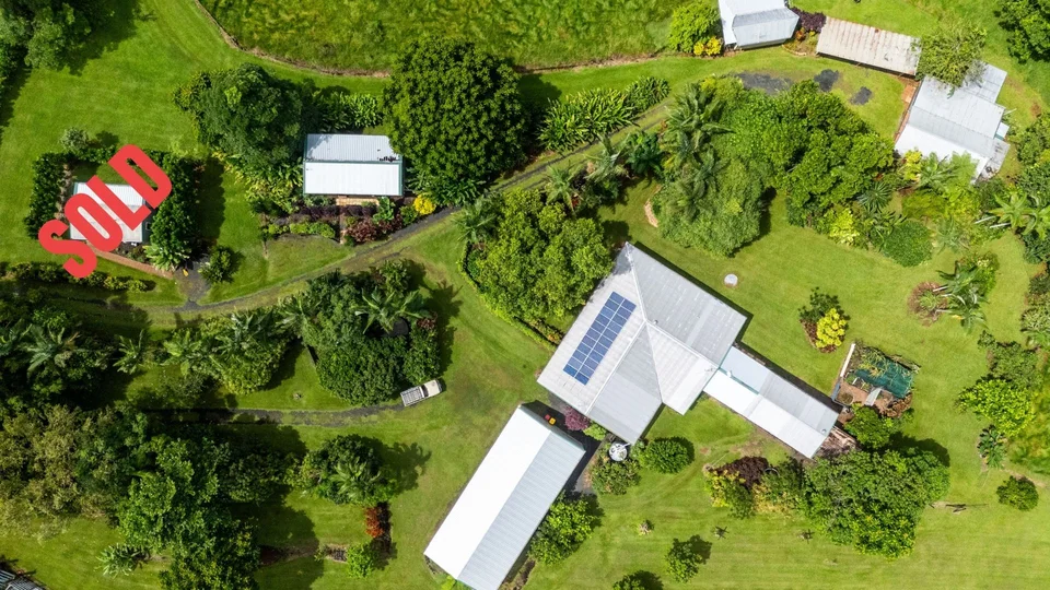 Property orientation: Buildings and gardens — excluded cabin marked SOLD